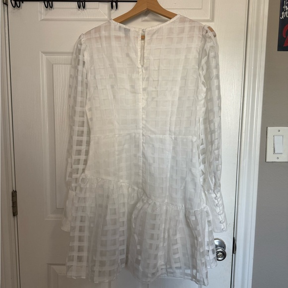 NWT Petal & Pup Long Sleeve Puff Mini Dress - Picture 5 of 6